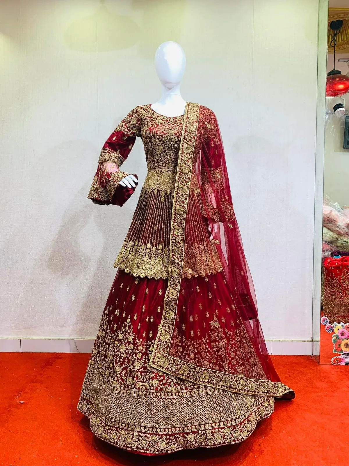 tail cut dresses in hyderabad Bridal Wear Designer Lehenga Choli Pakistani bridal dresses Size:S Top Colour espresso brown Infanta Margarita Teresa in