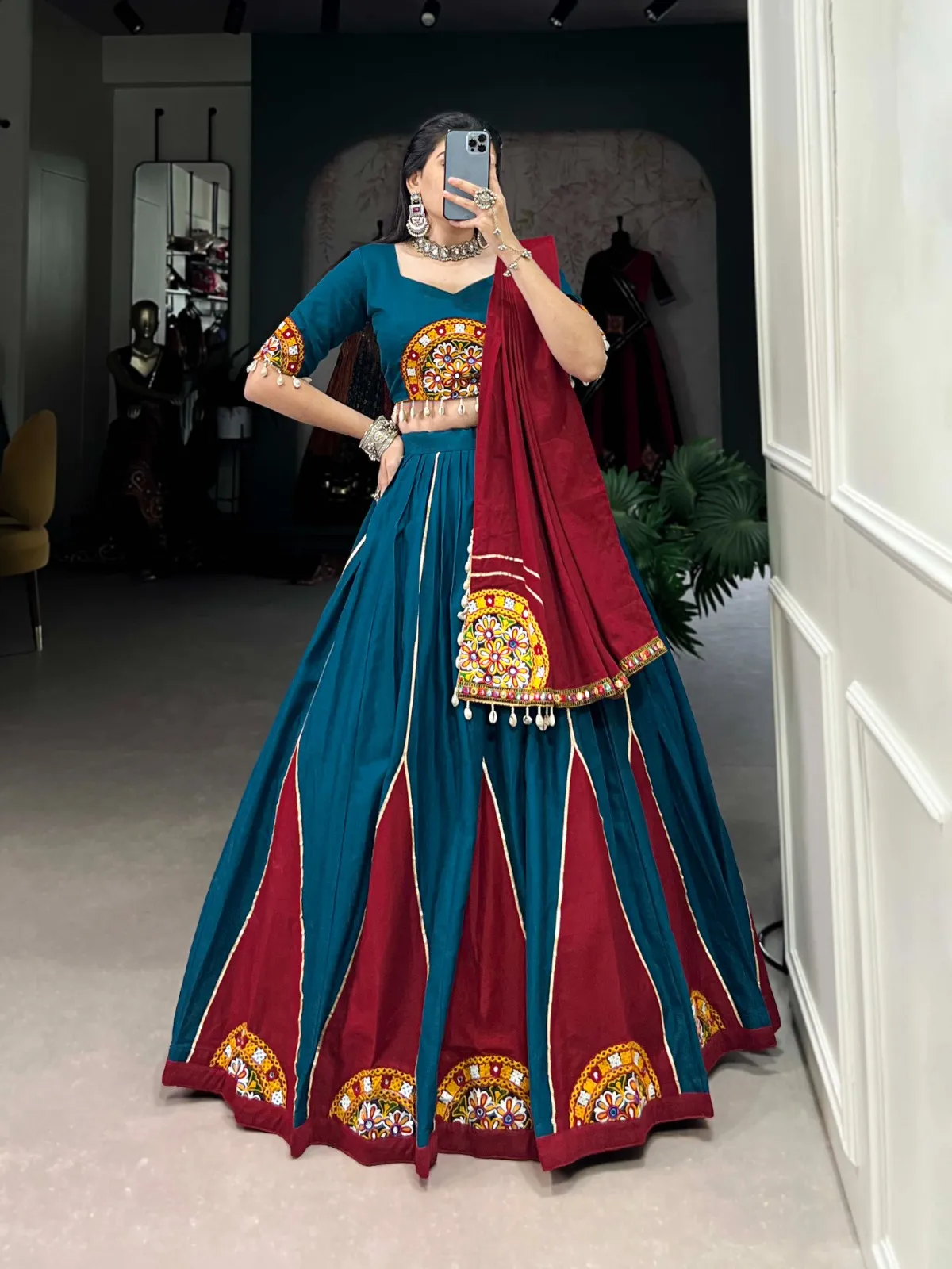 Festive Wear Navratri Chaniya Choli With Gamthi Patch Work 1668