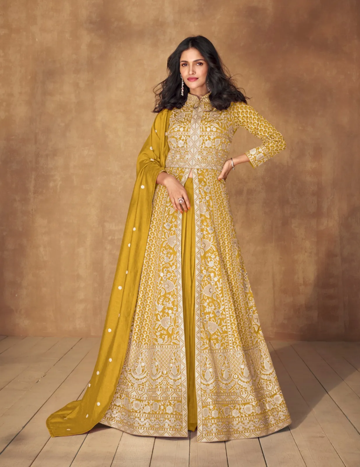 Fancy Wedding Wear Anarkali Suit Mahira