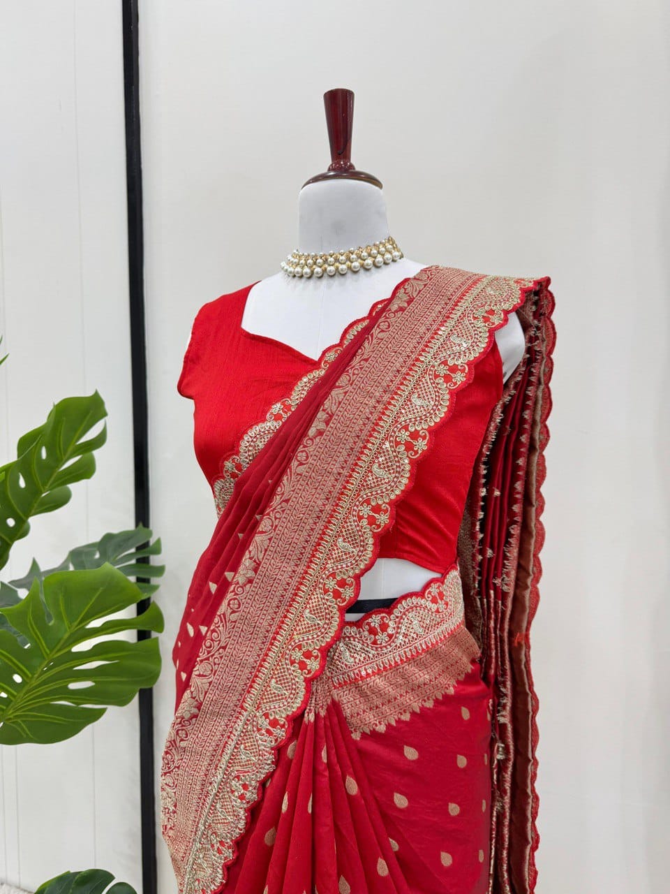 Most Trending And Beautiful Designer Wedding Wear Saree
