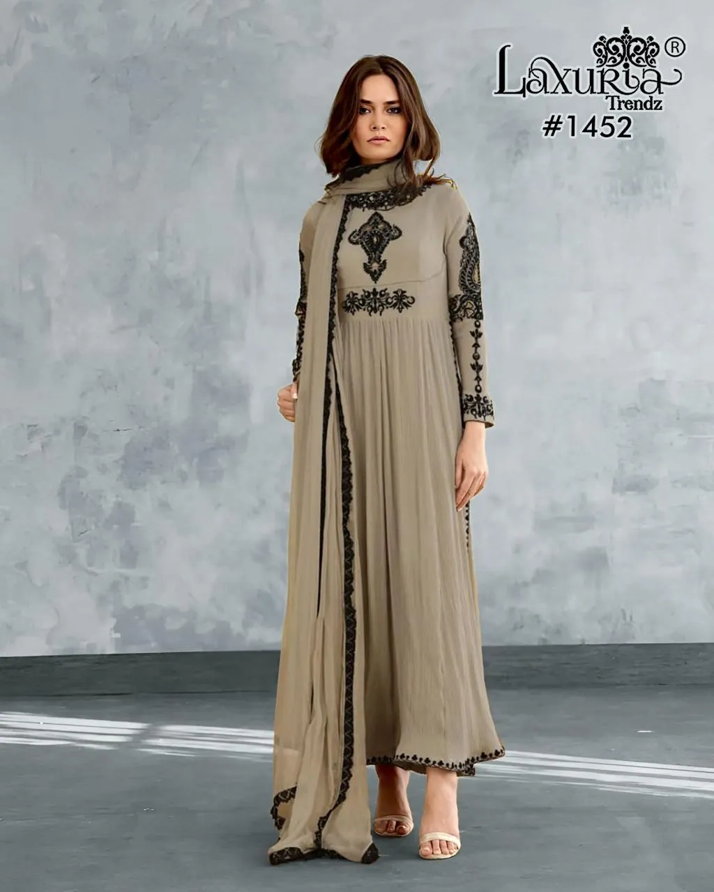 Elegant Georgette Pakistani Long Kurti Suit