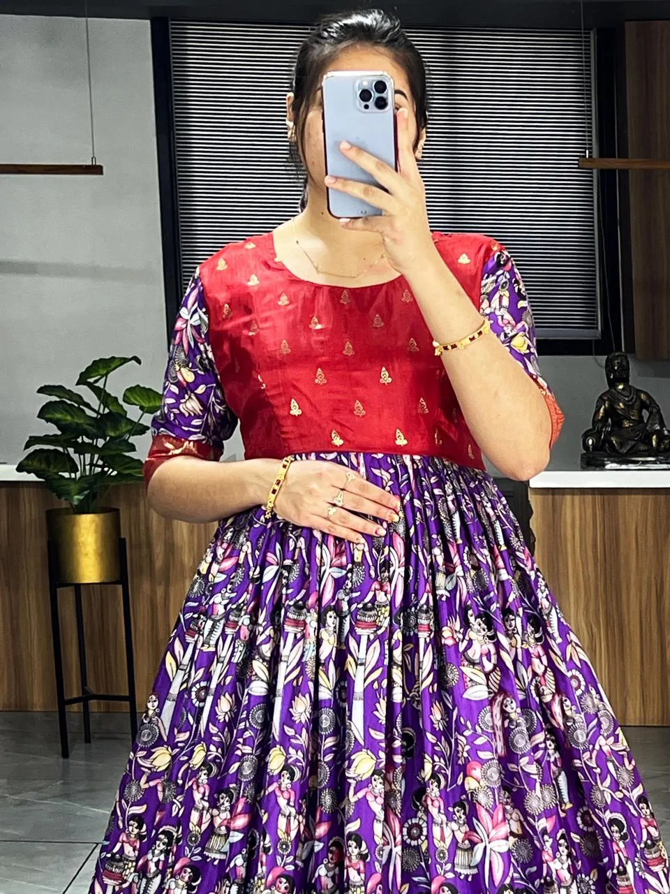 Latest Trendy Kalamkari Gowns