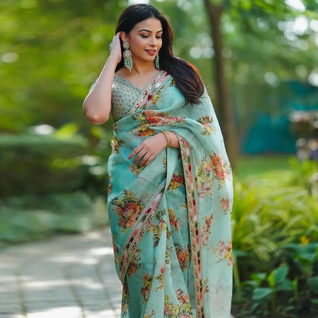 Party Wear Saree With Heavy Blouse