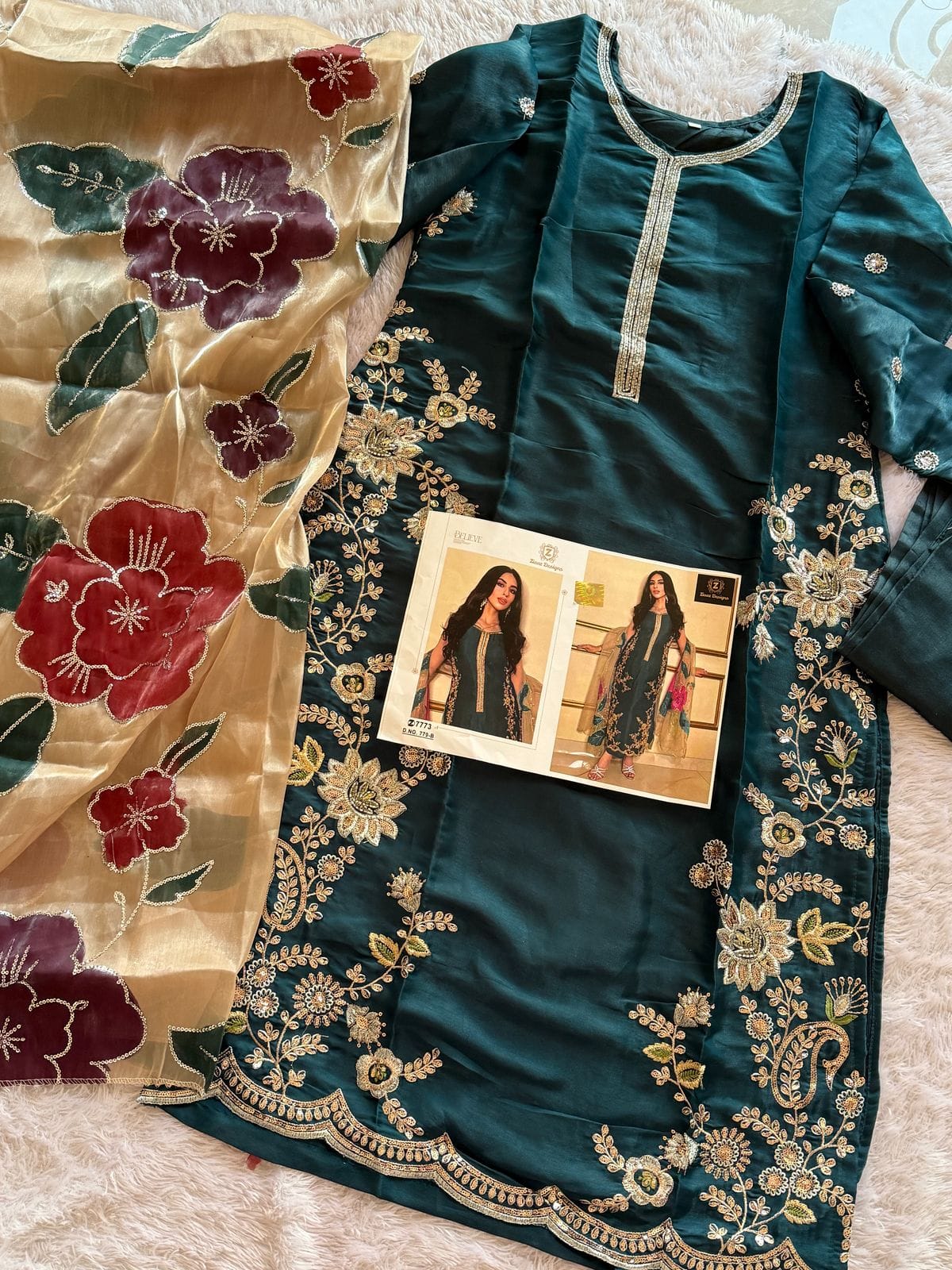 Hand Embroidery Pakistani Straight Salwar Suit Festive Wear