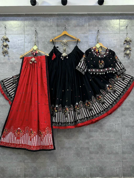 Cotton Gamthi Work Chaniya for Women (2)