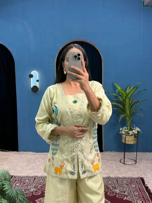 Trending Co-ord set With Peacock Embroidery