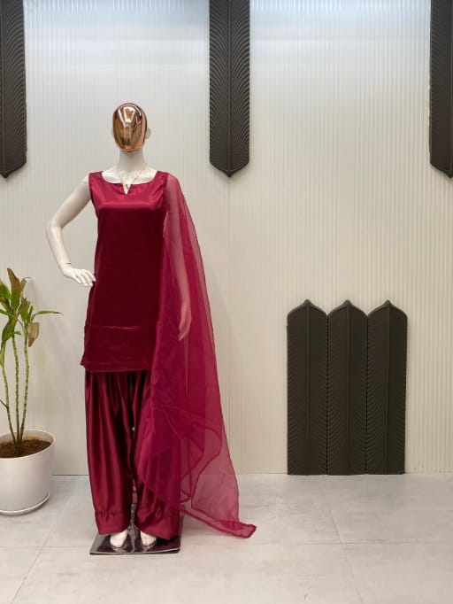 Bollywood Inspired Shehnaz Gill Farshi Salwar Suit