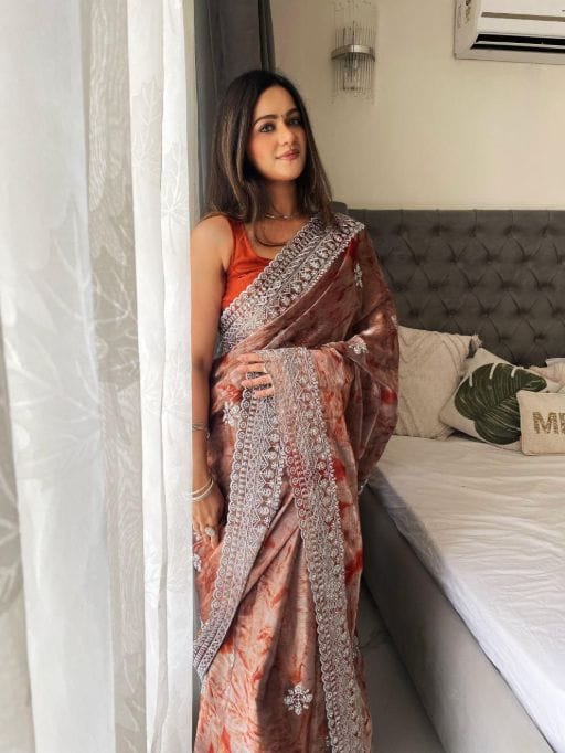 Designer Sprea Print Saree with Border