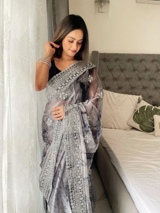 Designer Sprea Print Saree with Border