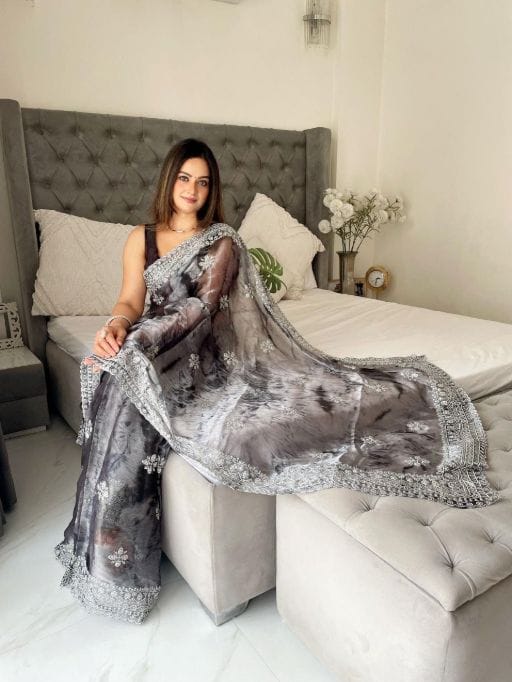 Designer Sprea Print Saree with Border