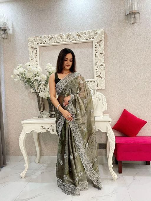 Designer Sprea Print Saree with Border