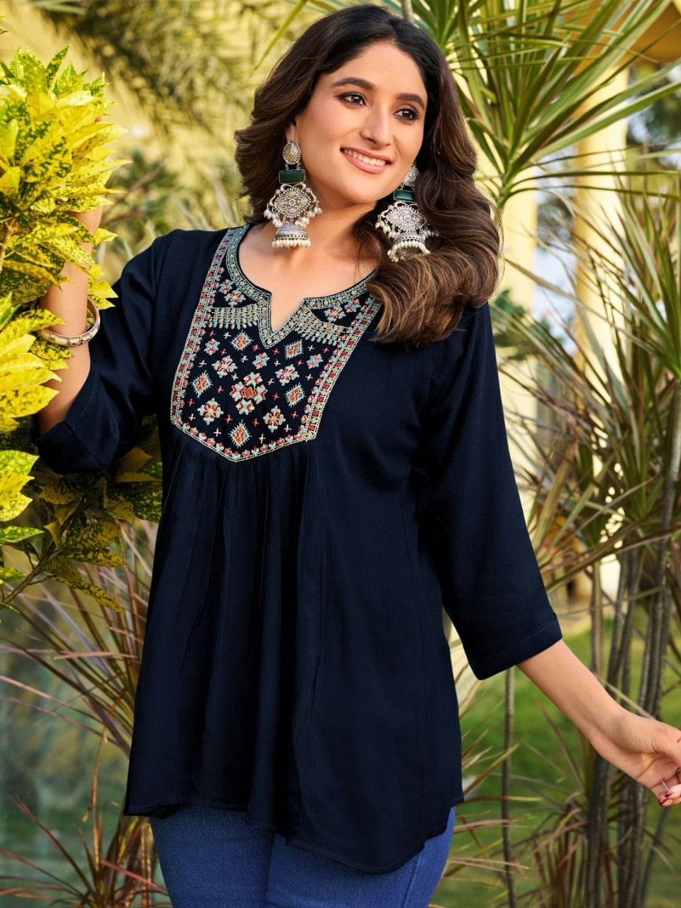 Elegant Short Tops with Embroidery