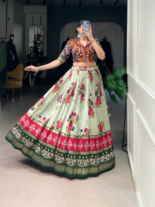 Patola Printed Readymade Chaniya Choli For Navratri