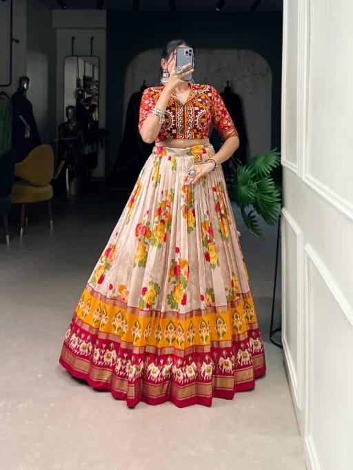 Stylish Chaniya choli