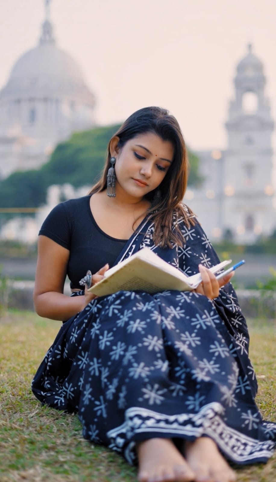 Linen Saree For Office Wear