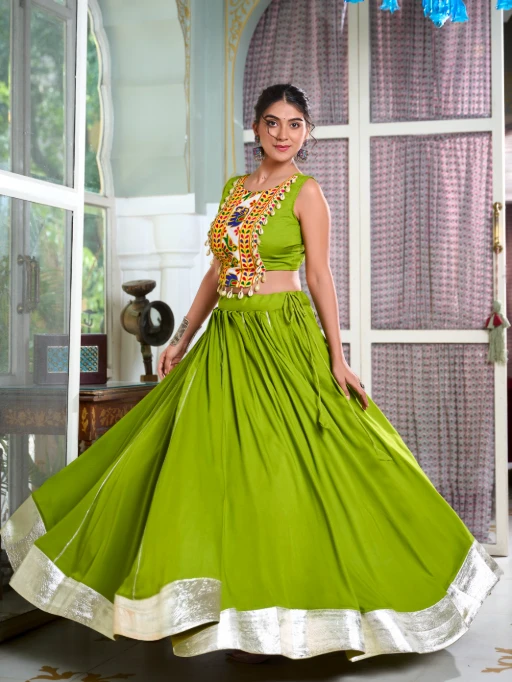 Designer Traditional Navratri Chaniya With Stylish Choli