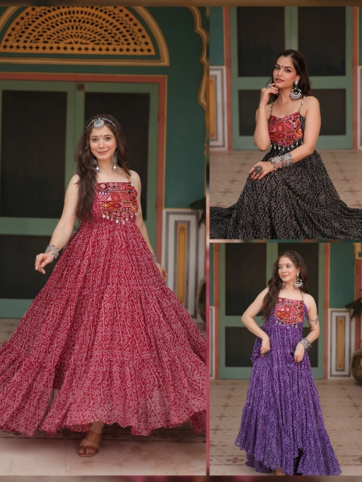 Sleeveless Stylish Bandhni Printed Gown with Katchi Work
