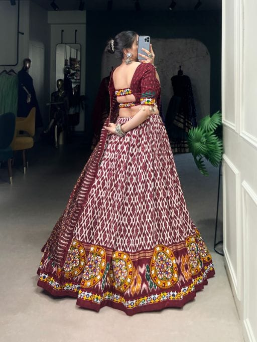 Stylish Ikkat Printed Navratri Chaniya Garba Wear