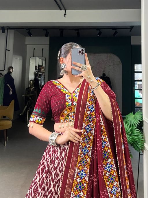 Stylish Ikkat Printed Navratri Chaniya Garba Wear