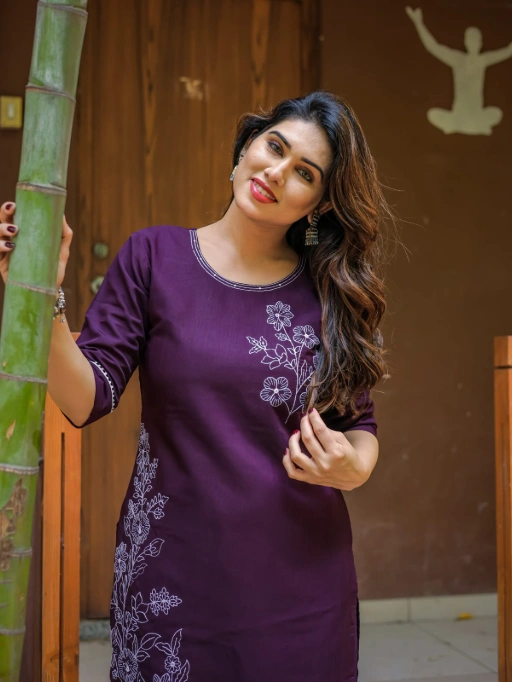 Stylish Office Wear Fancy Kurti Set