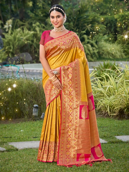 Banarasi Silk Saree with Contrast Pallu for Wedding