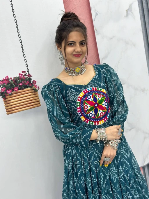 Bandhni Printed Katchi Work Navratri Gown