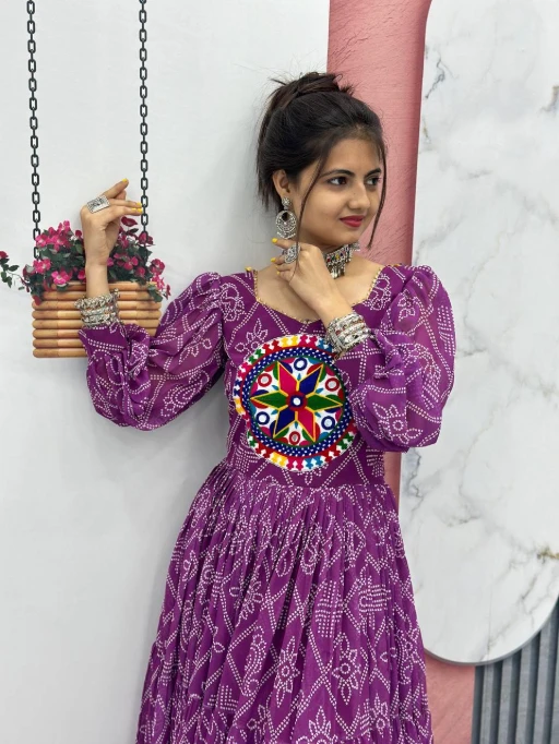 Bandhni Printed Katchi Work Navratri Gown