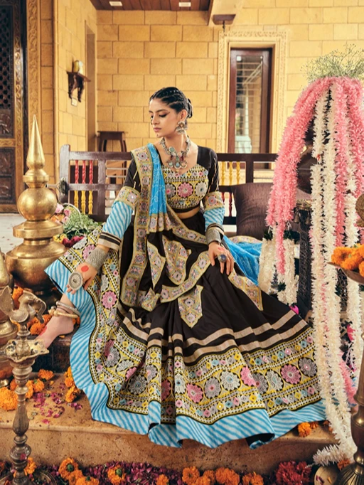 Big Flair Mirror Work Chaiya Choli for Navratri