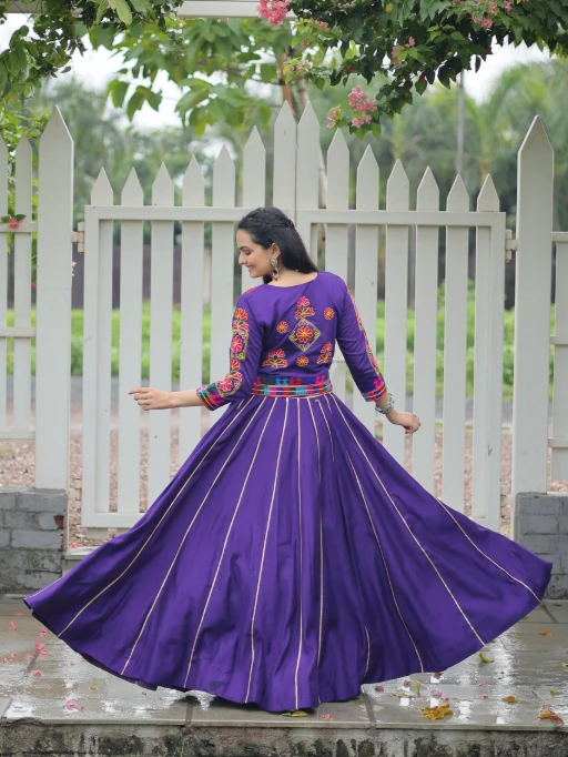 Buy Fancy Katchi Navratri Chaniya Choli With Jacket