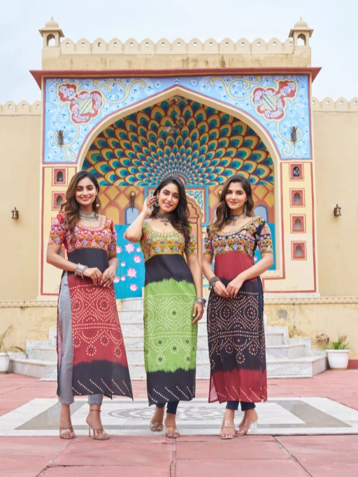 Kutchi Work Navratri Kurti Set