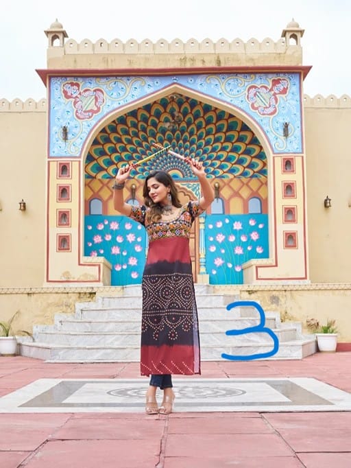 Kutchi Work Navratri Kurti Set