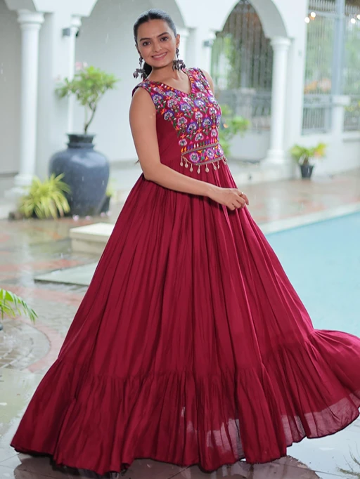 Stylish Navratri Gown with Katchi Work