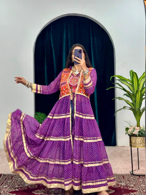 Stylish Navratri Wear Blouse with Shrug