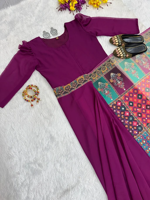 Trending Zip and Go Saree with Digital Print and Mirror