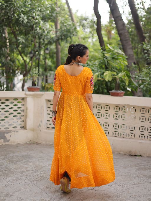 Syllish Slit Cut Navratri Wear Gown