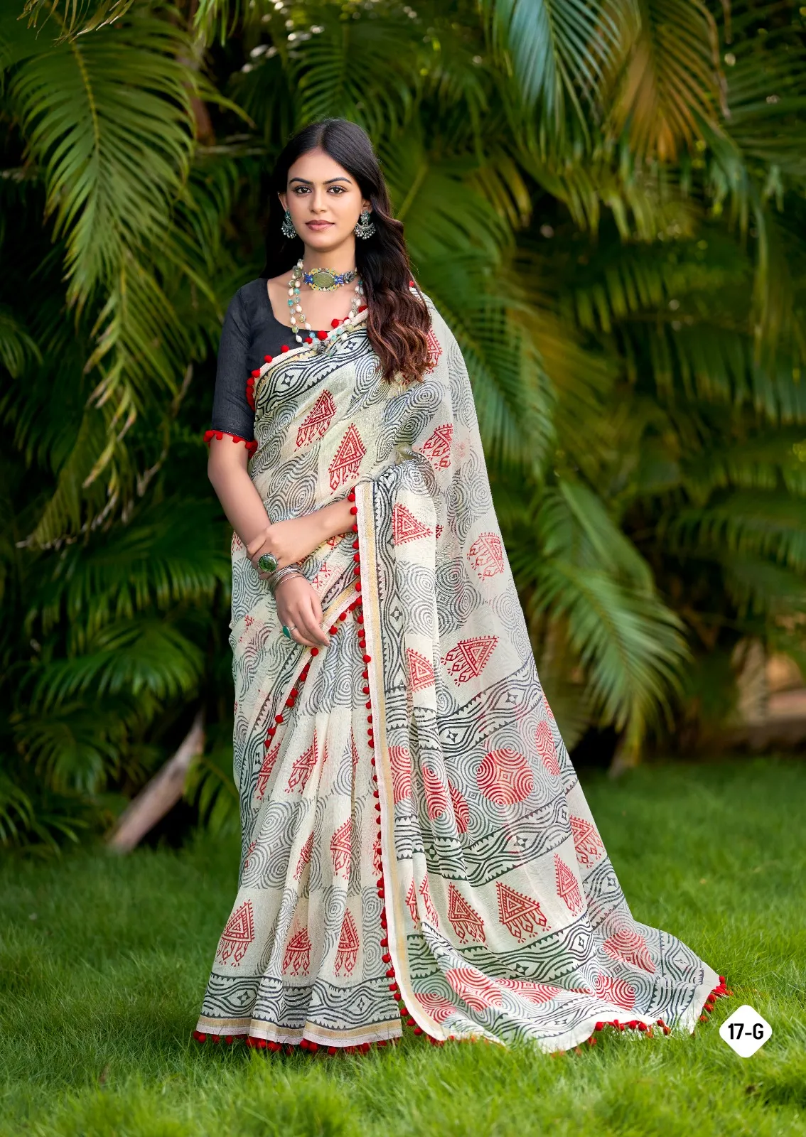 Mul Mul Cotton Saree with Unique Pattern