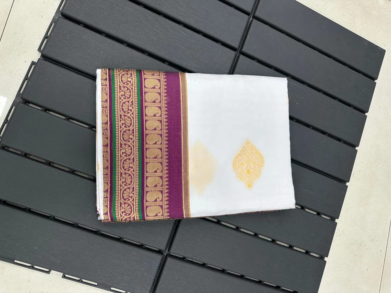 Festive Wear Litchi Silk Saree
