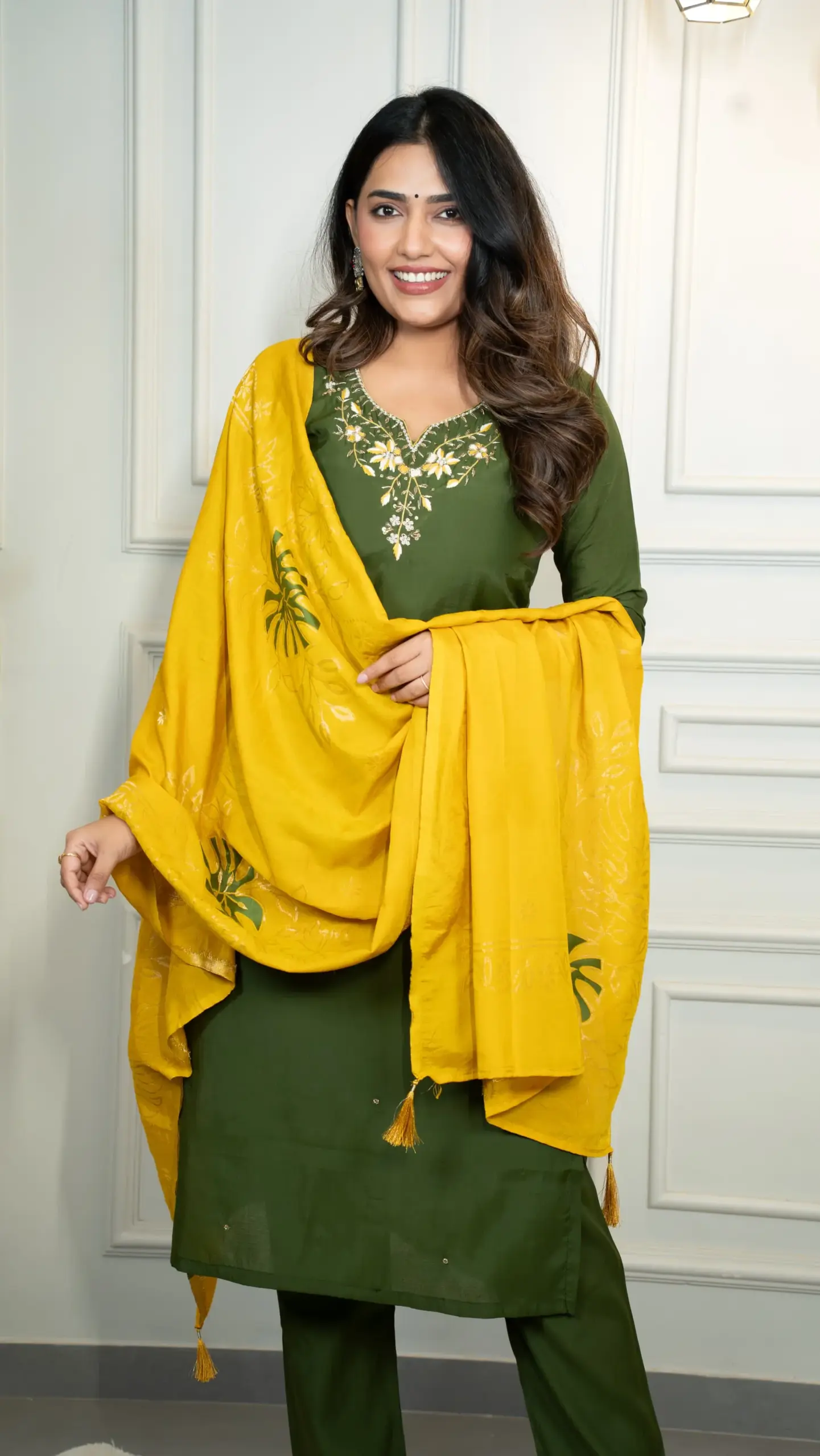 Pooja Special 3 piece Kurti Set