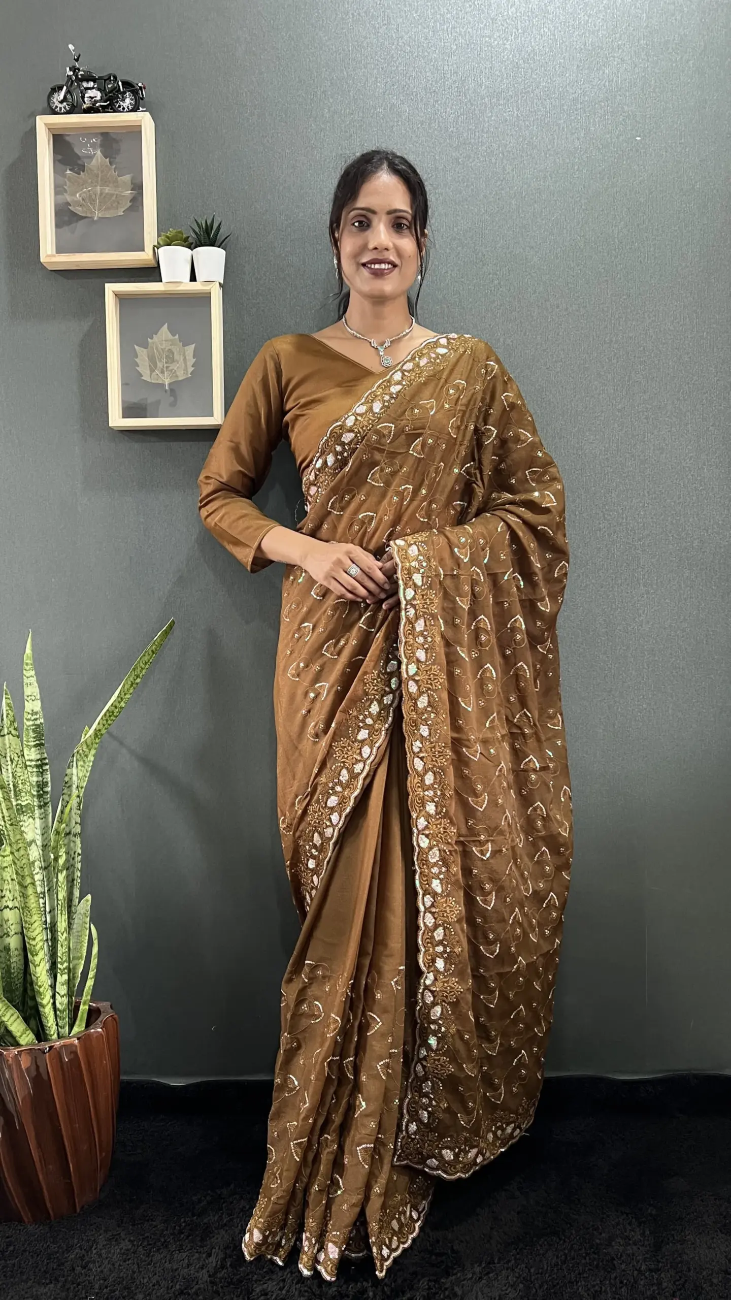Premium 1 Min Saree For Diwali and wedding