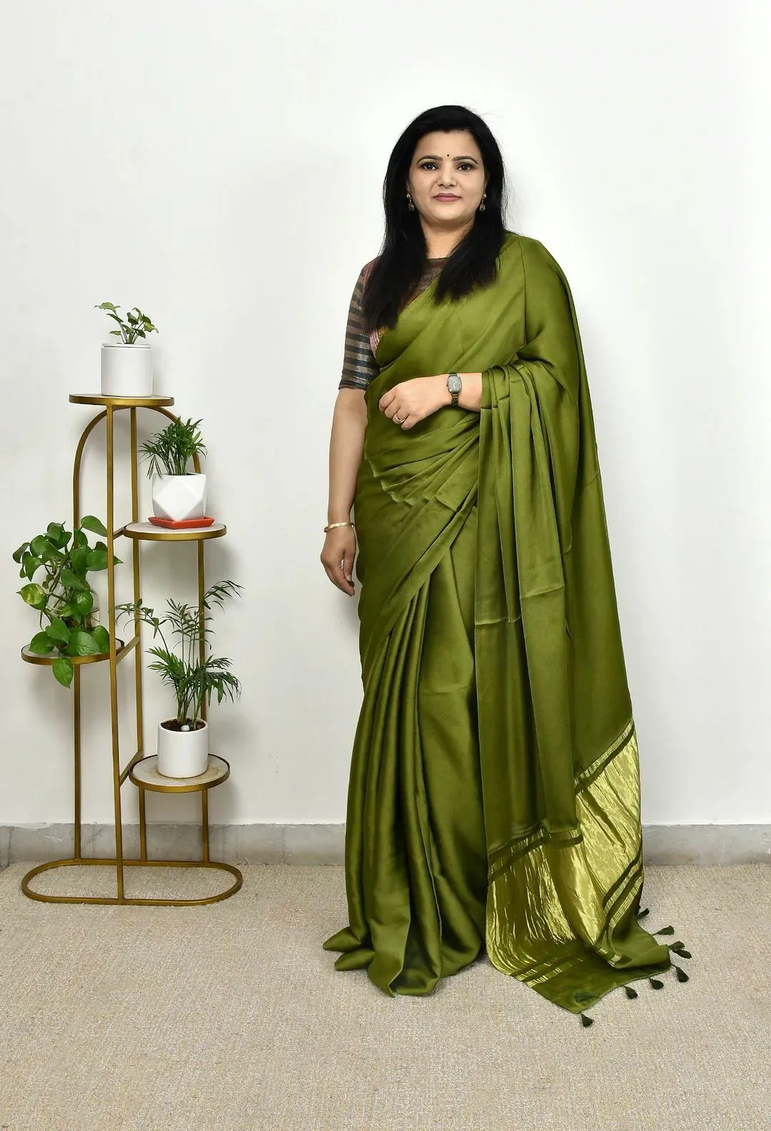 Pure Gaji Silk Plain Saree For Festive Season