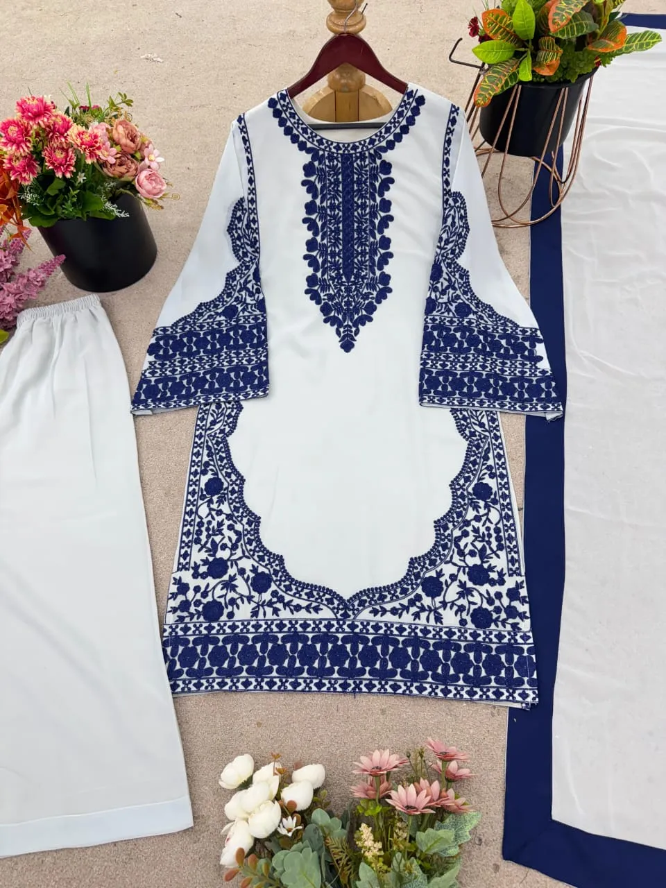 Pakistani Style Readymade Straight Suit