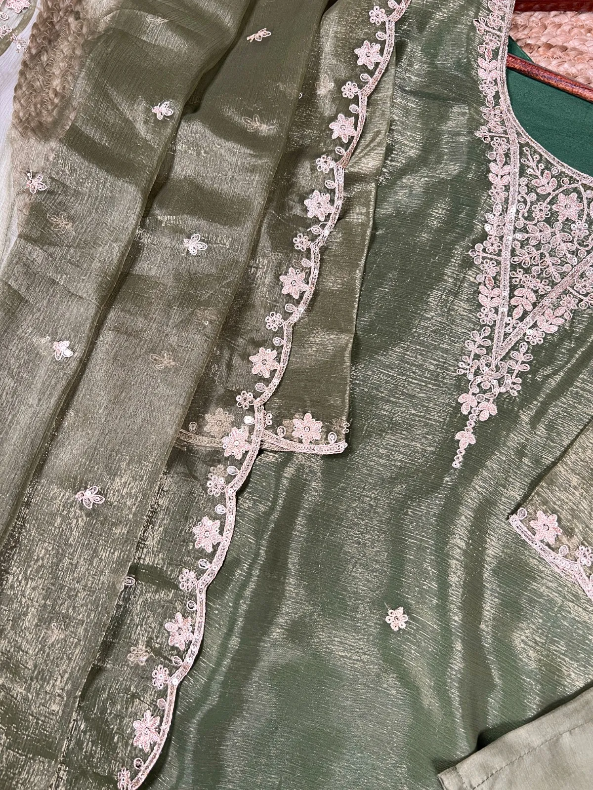 Pista Color Readymade Dress