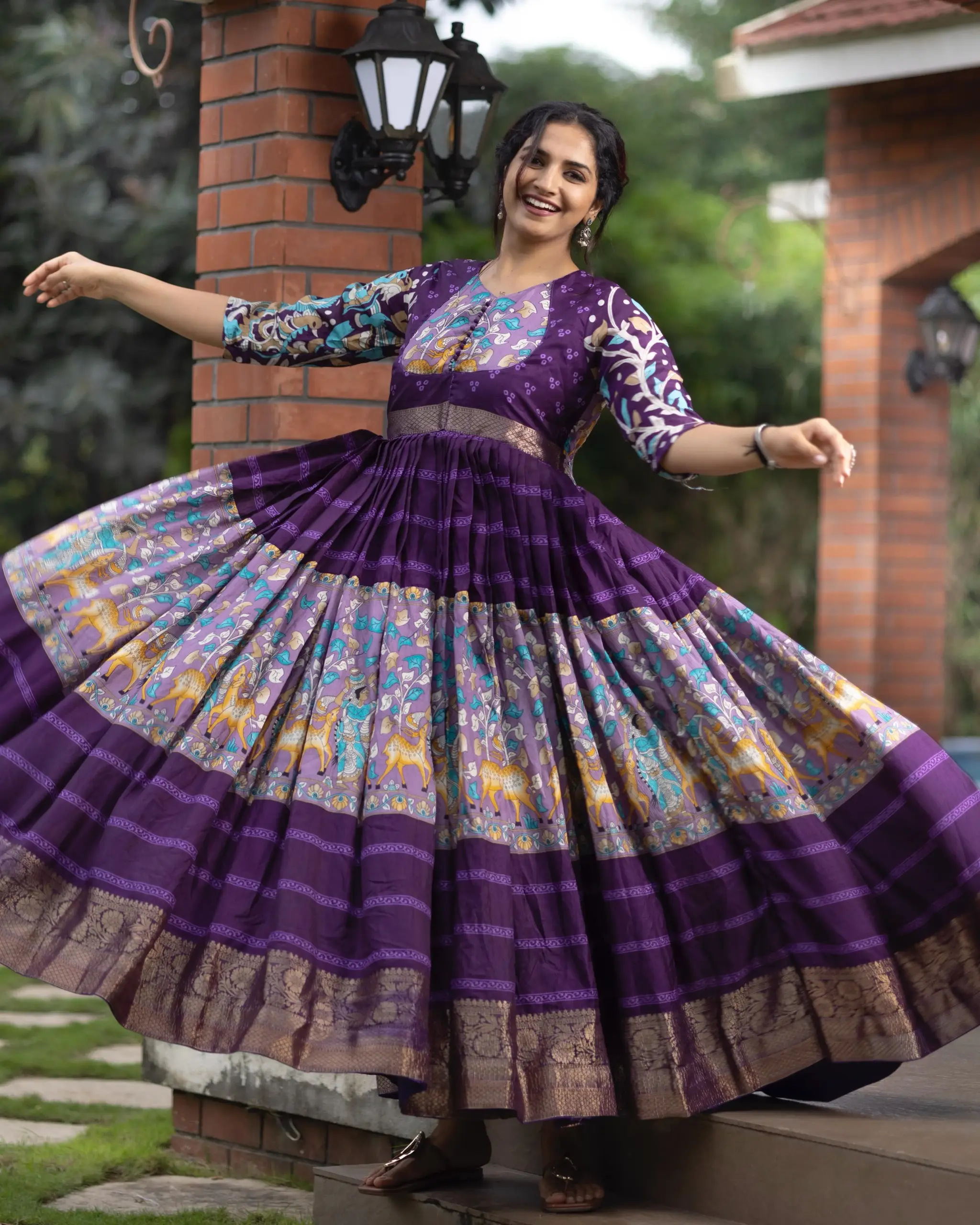 Stylish Kalamkari Printed Gown