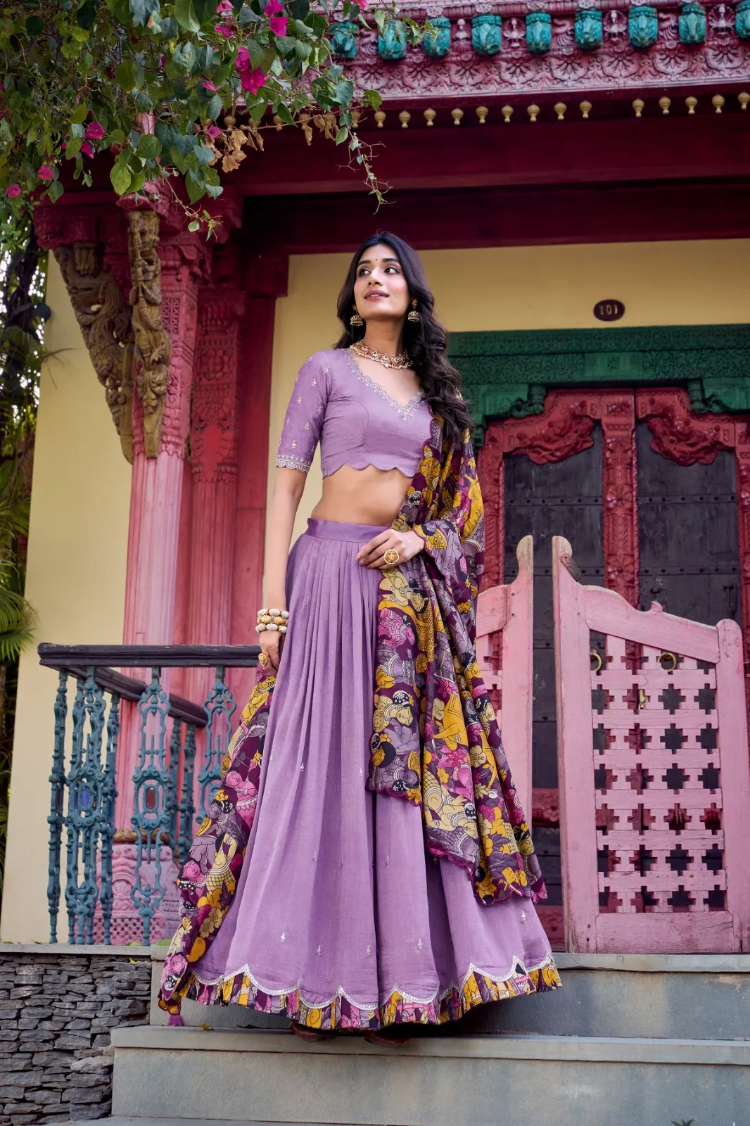 Lehenga With Kalamkari Printed Dupatta Set