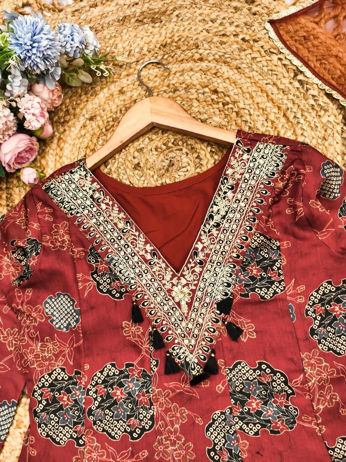 Premium Neck Embroidered 3 Piece Kurti Set Under 1000