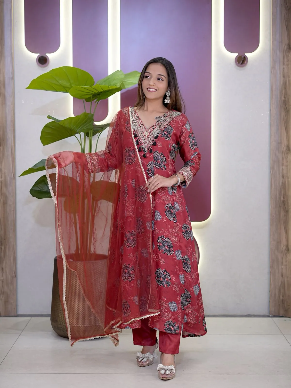Premium Neck Embroidered 3 Piece Kurti Set Under 1000