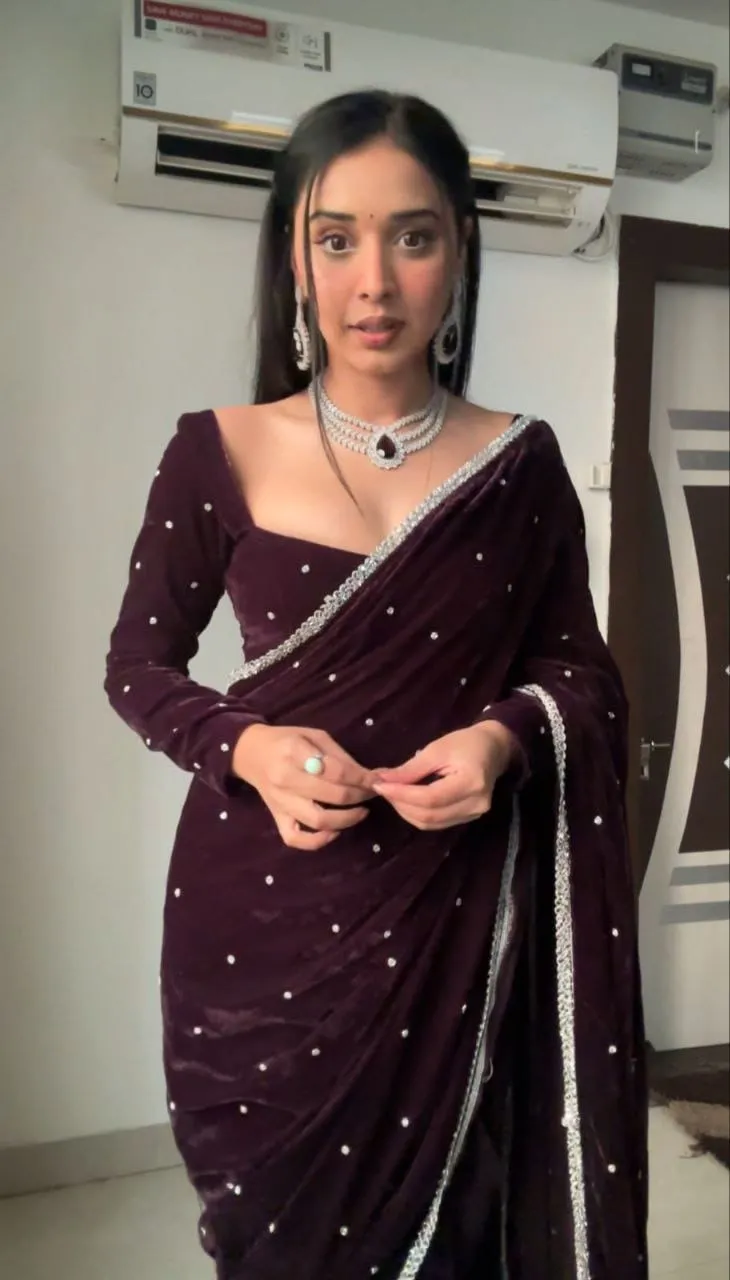 Premium Velvet Readymade Saree