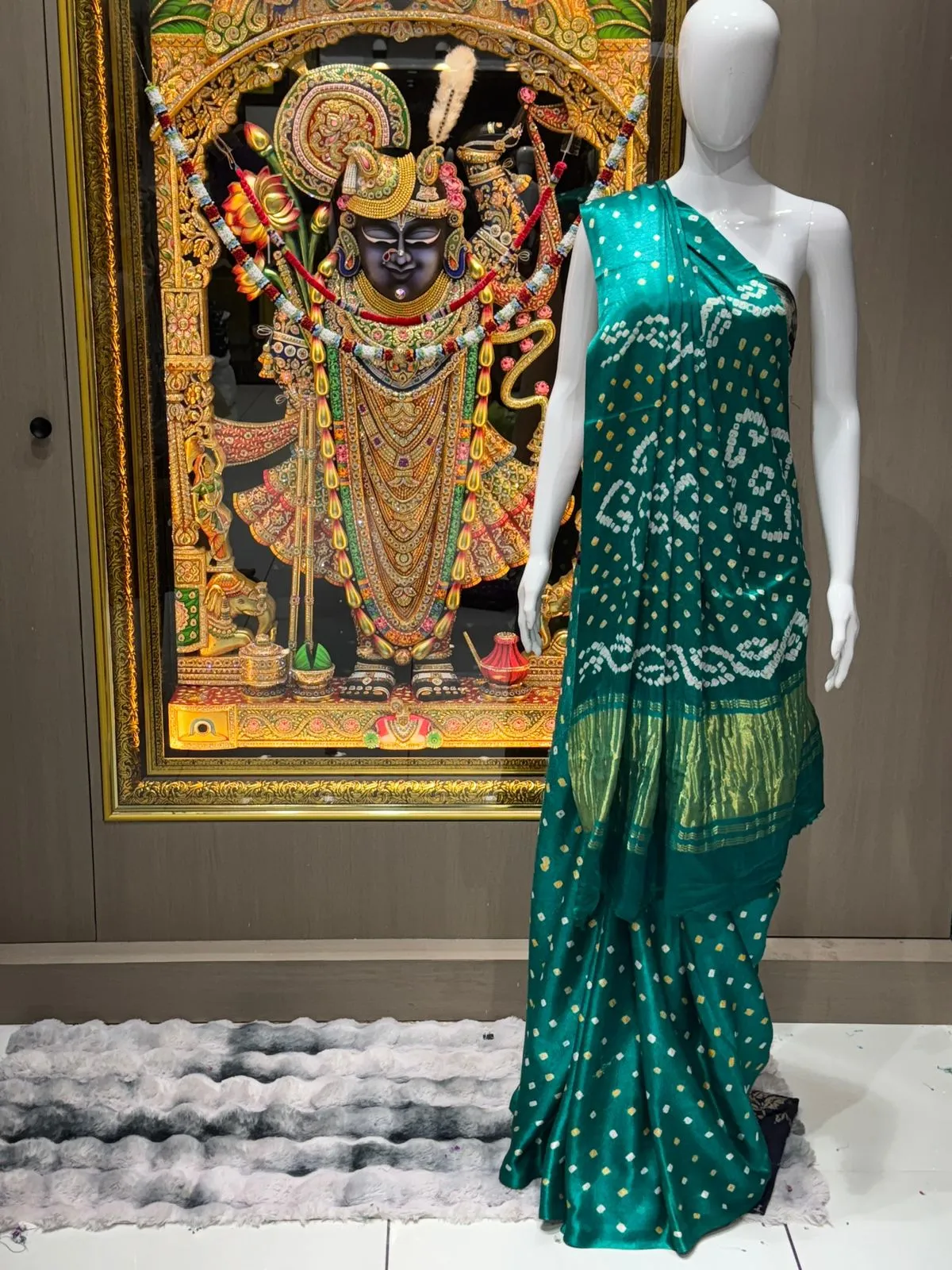 Pure Gaji Silk Bandhani Saree