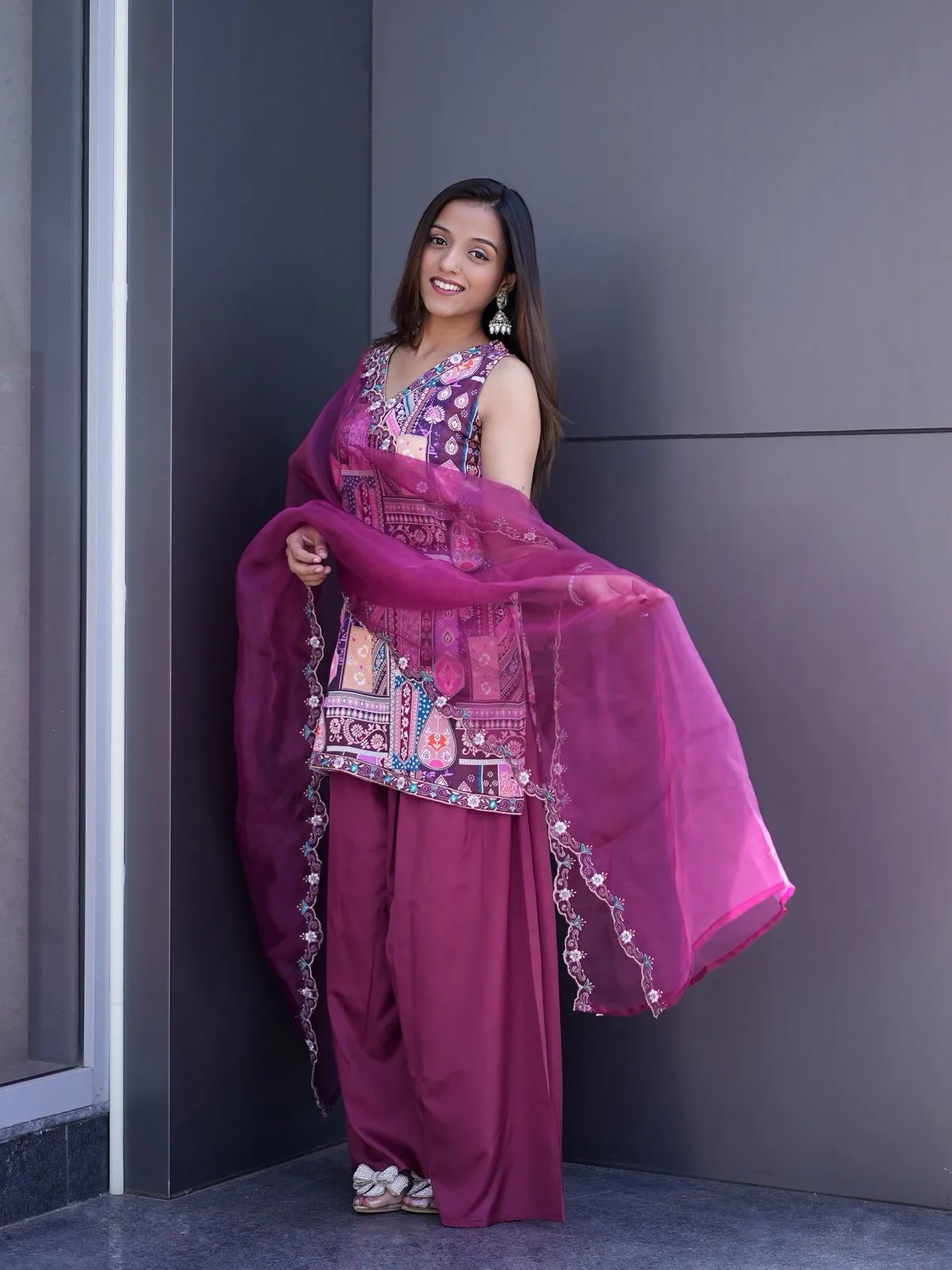 Sleeveless Printed 3 Piece Kurti Set