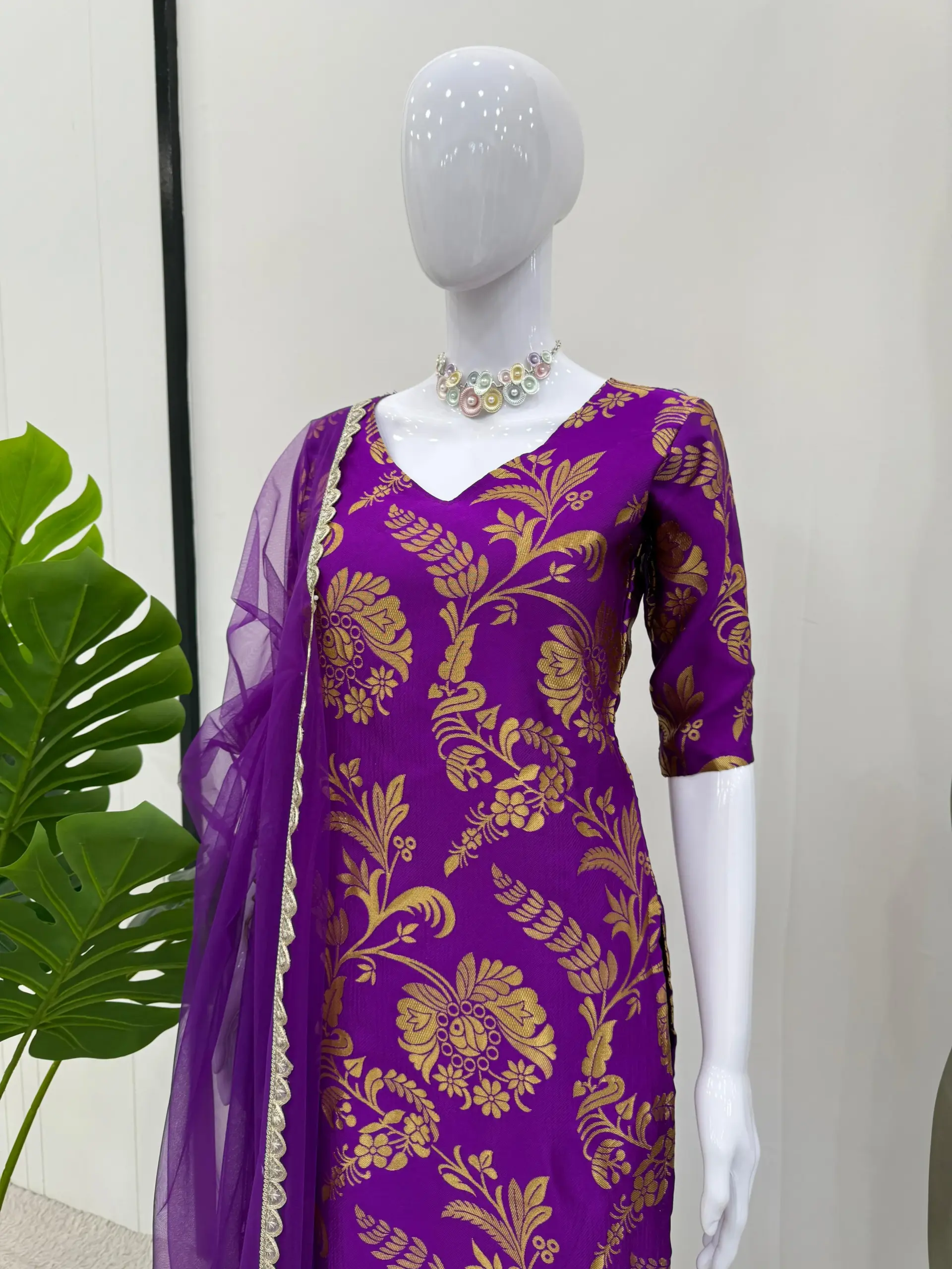 Sumona Chakravarty Inspired Jacquard Silk Suit